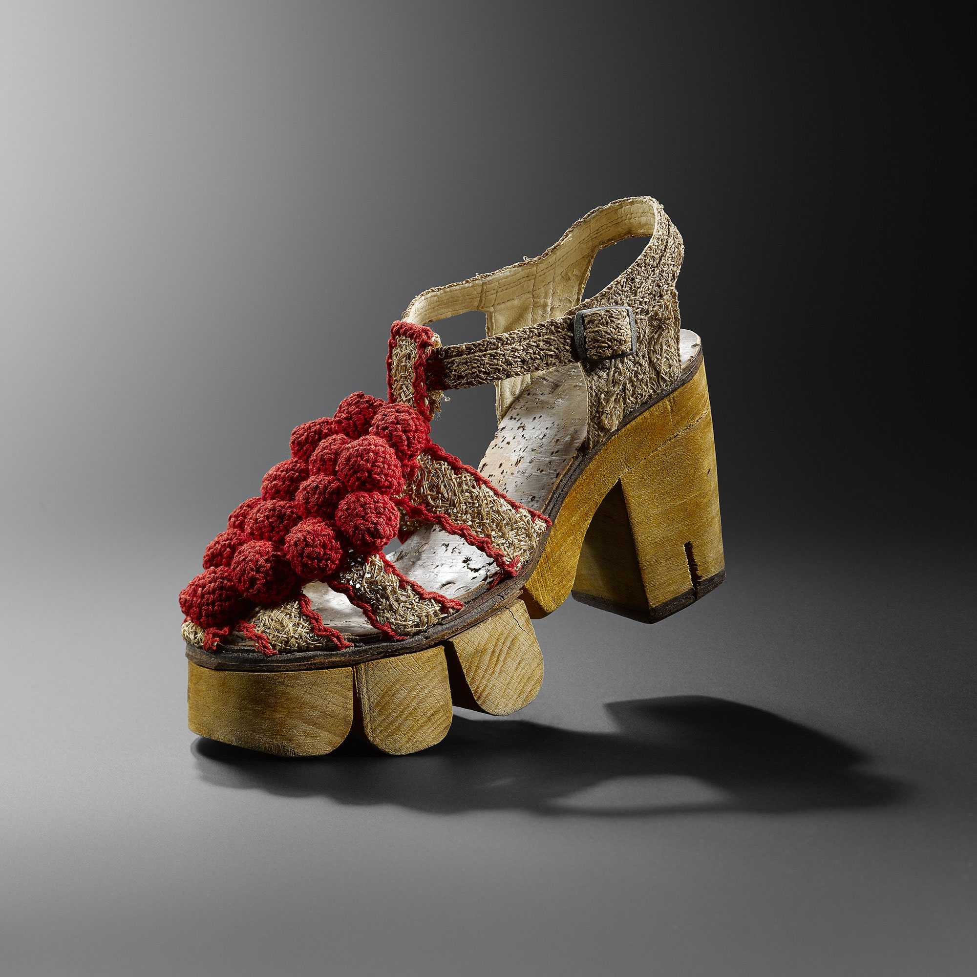 Des Chaussures Exceptionnelles :: Musée de la chaussure