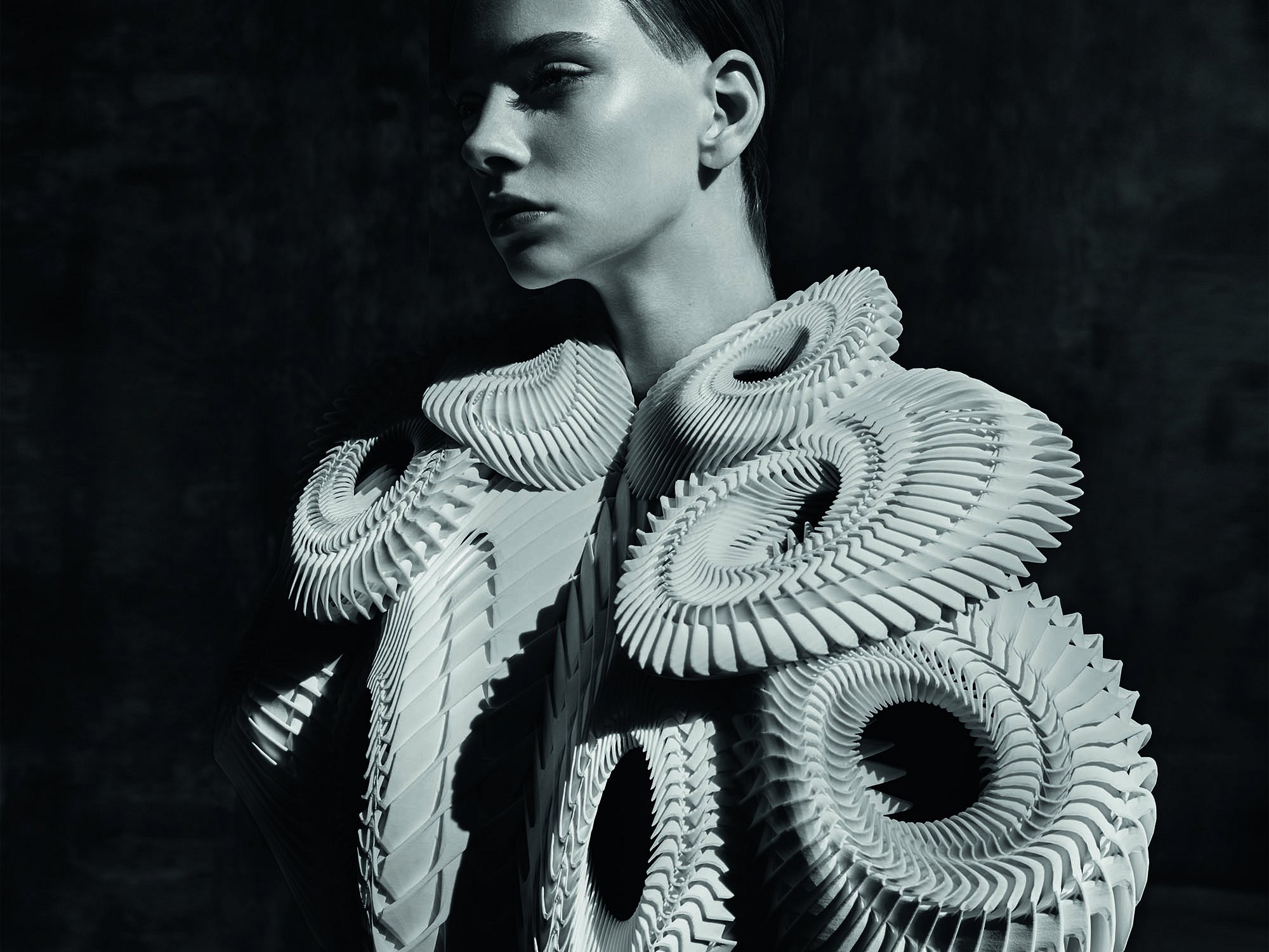 Iris van Herpen. Sculpting the Senses - du 29 November 2023 au 28 April ...